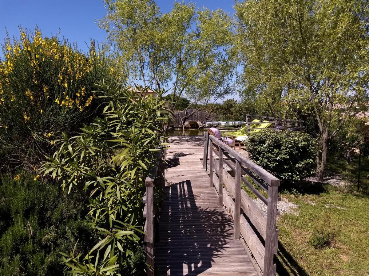 Bed and Breakfast Les Terrasses De Valensole Exterior foto