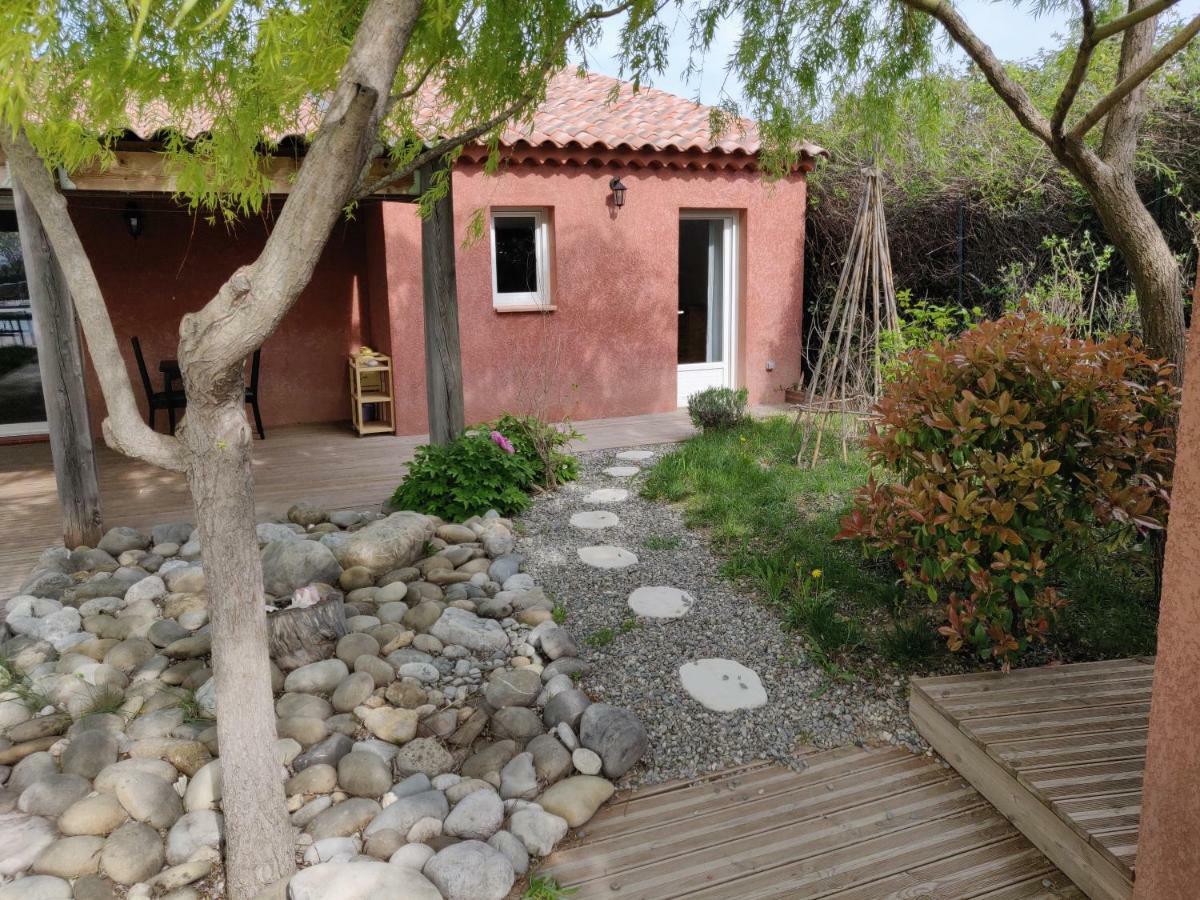 Bed and Breakfast Les Terrasses De Valensole Exterior foto